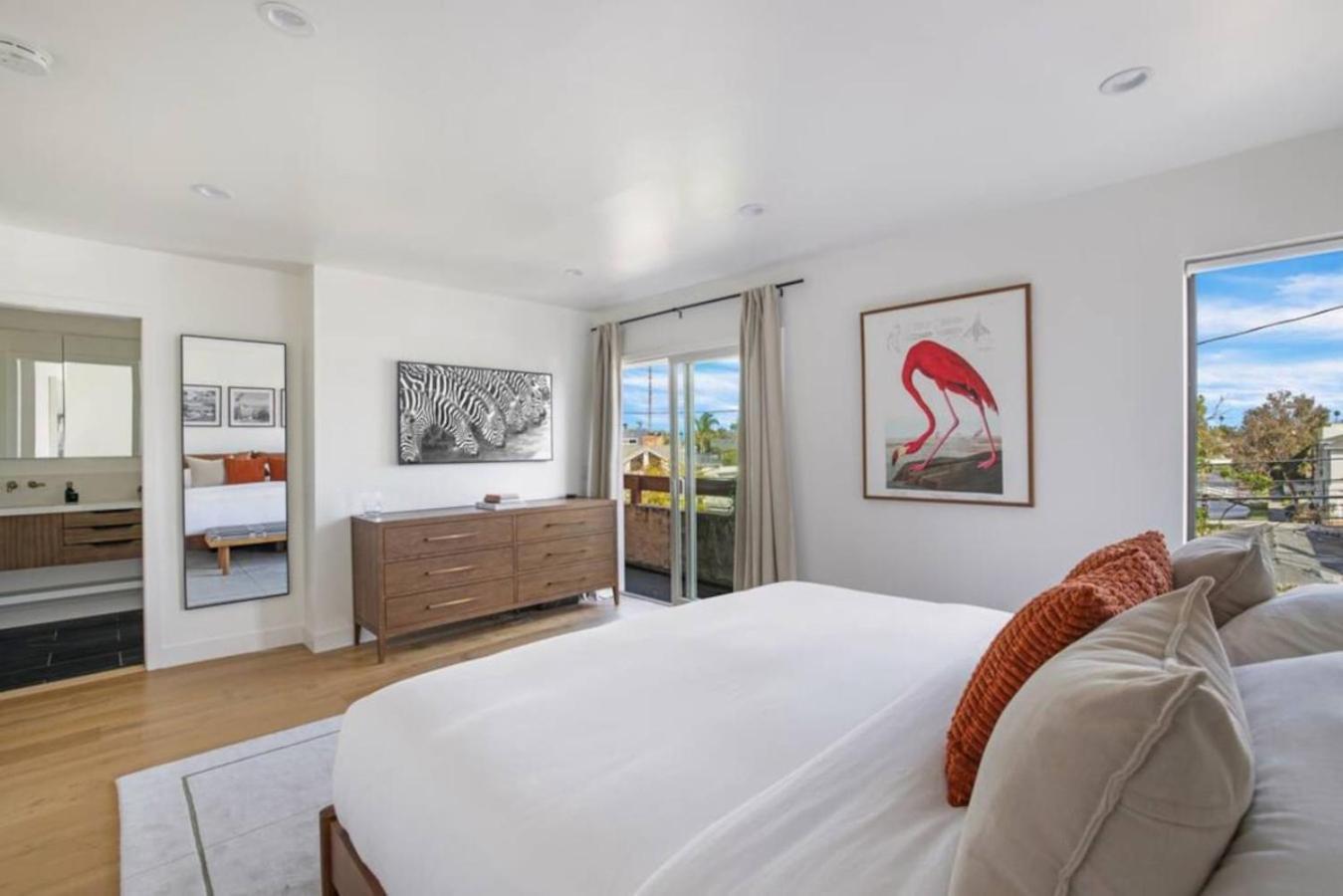 Pacific Breeze - Modern Venice Los Angeles